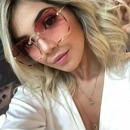 Women's Rimless Vintage looking Designer Sunglasses with Gradient Lenses